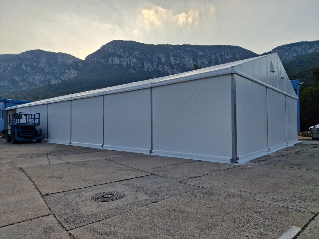 Cort depozitare produs finit industrie ape minerale